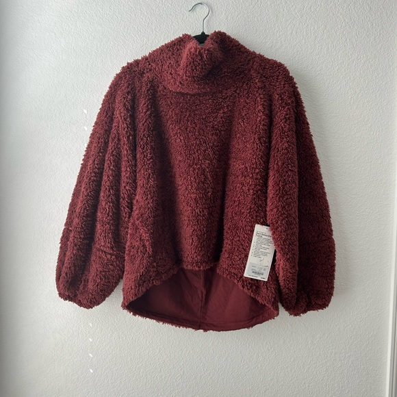 NWT 🎁 Lululemon Warm Restore Sherpa Pullover M/L - Picture 1 of 8